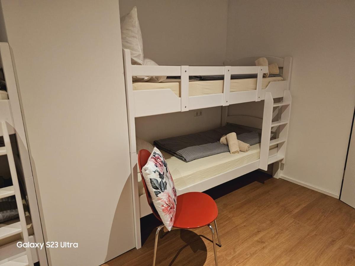 Estelada Boarding Houses Berg Am Laim ミュンヘン エクステリア 写真