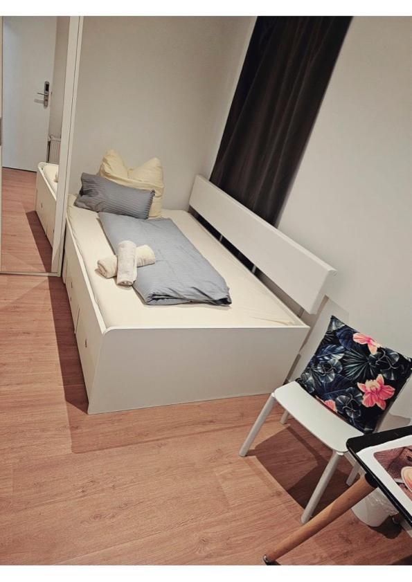 Estelada Boarding Houses Berg Am Laim ミュンヘン エクステリア 写真